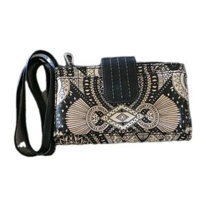 Sakroots Artist Circle Smart Phone Large Wallet Crossbody Removable Strap